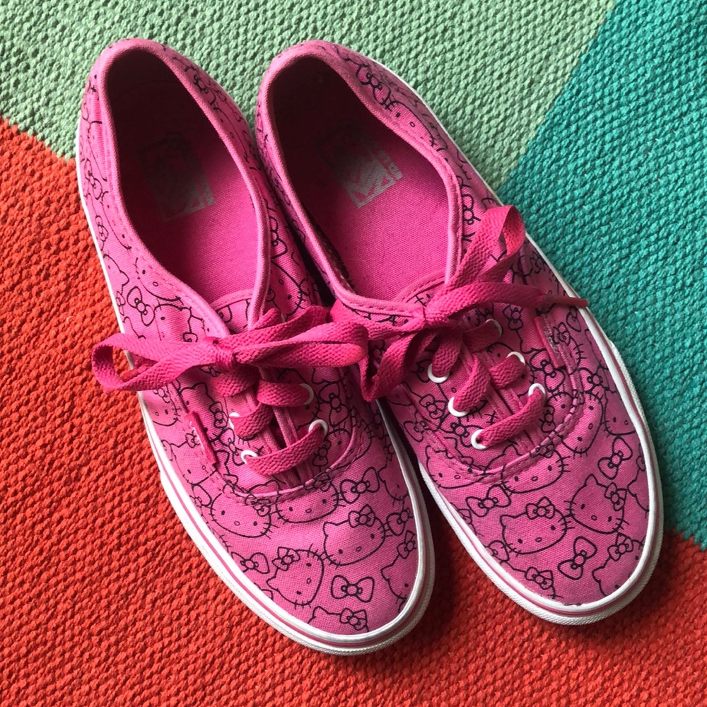 Hello Kitty x Vans